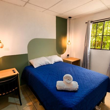 Friendly House Hotel Santa Tecla Eksteriør billede