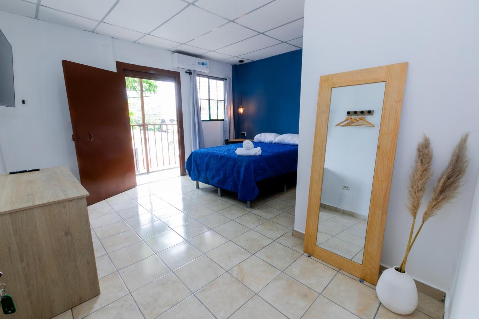 Friendly House Hotel Santa Tecla Eksteriør billede